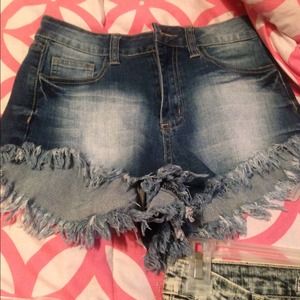 High-waisted blue jean shorts