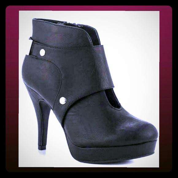 Black booties