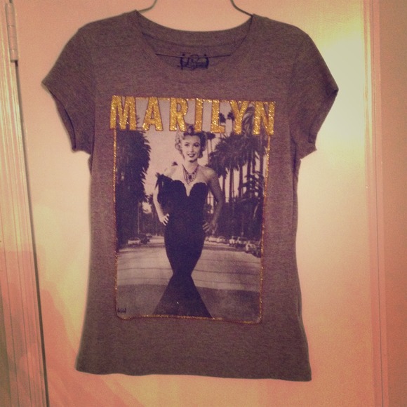 Marilyn Monroe tee 😍
