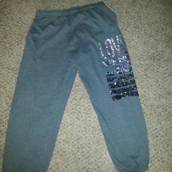 Sold to cowgirl - Picture 1 of 2