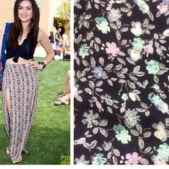 Brandy Melville kariely skirt