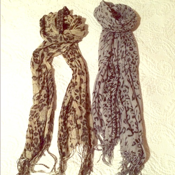 Animal print scarfs