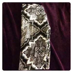 Paisley leggings! Never worn!