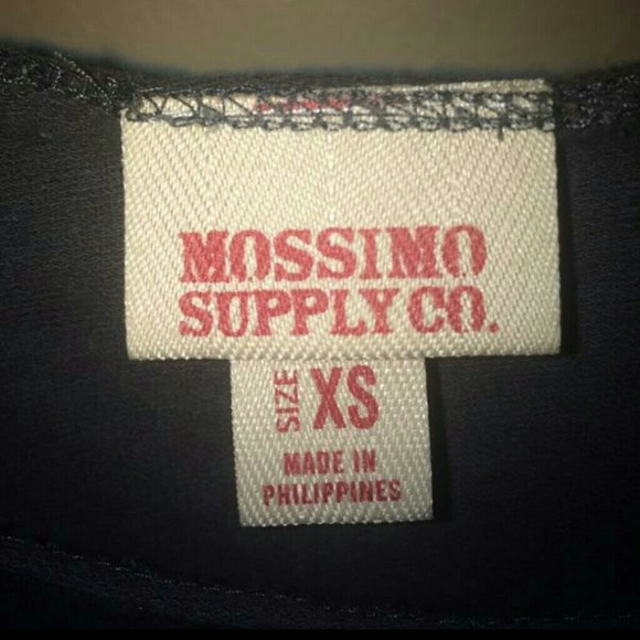 Off the shoulder sweater - Picture 3 of 3