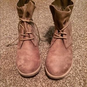 Tan suede boots