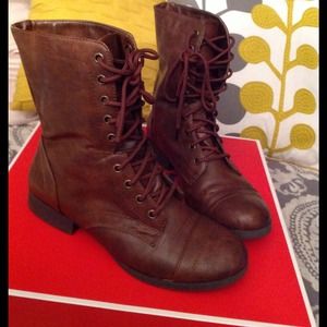 Lace up boots