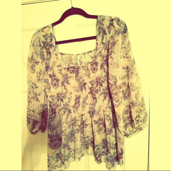 Free people flowy top - Picture 2 of 4