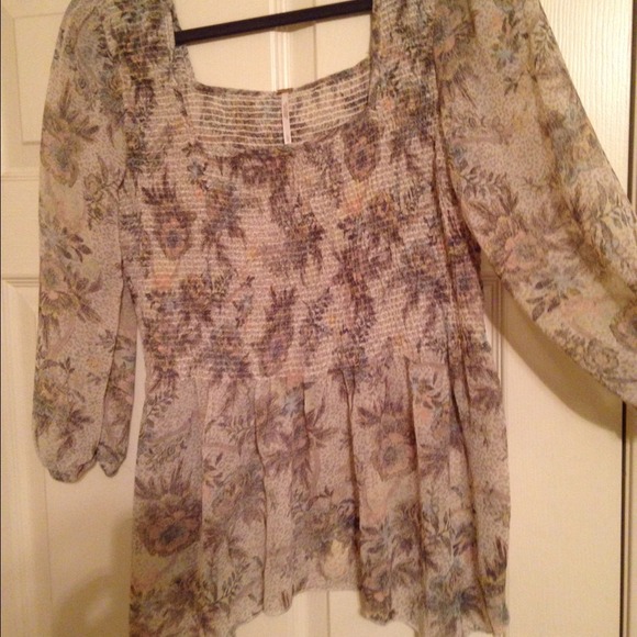 Free people flowy top - Picture 4 of 4