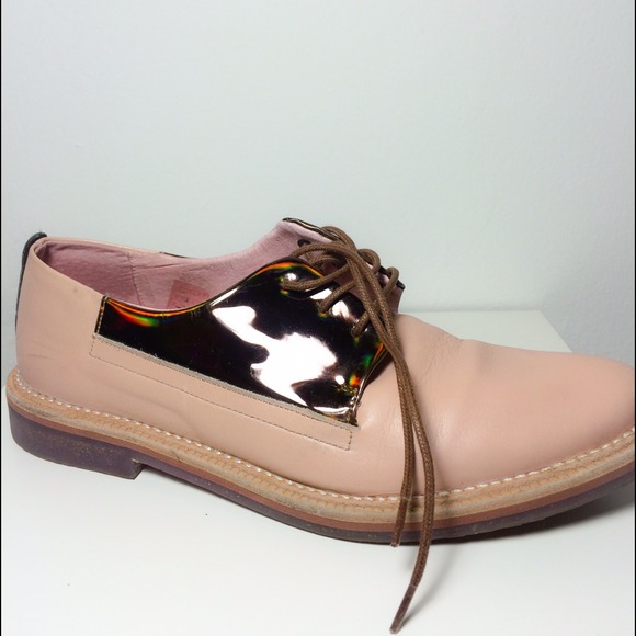 Pink leather MIISTA Oxfords, made in Spain