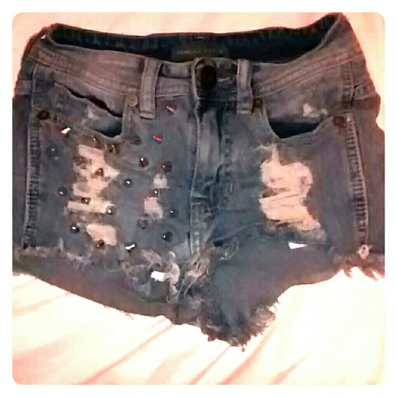 🔥High waisted kendal and kylie shorts🔥