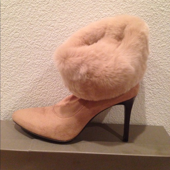 BRAND NEW COLE HAAN REAL FUR BEIGE BOOTS BOOTIES Y2K