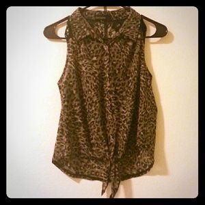 Thin cheetah shirt