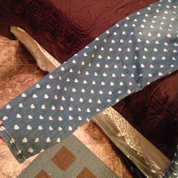 capris - Picture 3 of 4