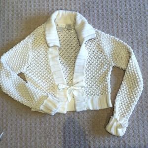 Super soft extremely cozy puff stitch sweater
