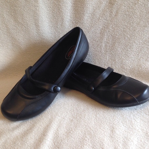 Black flats