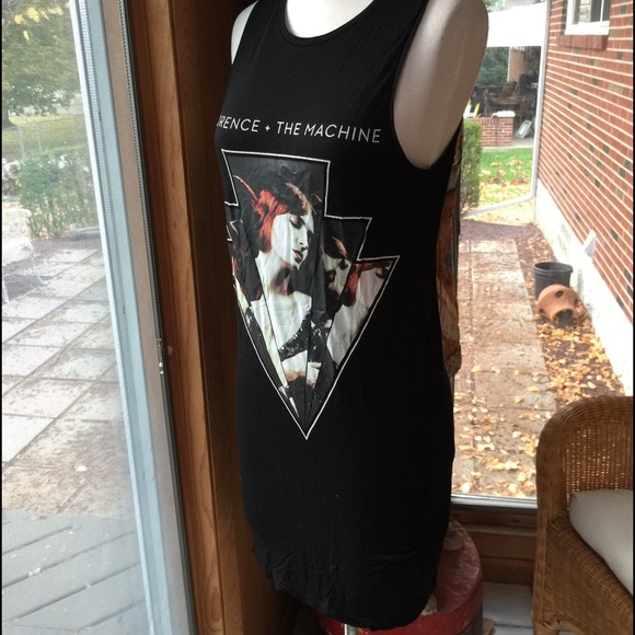 Florence and the machine black asymmetrical dress