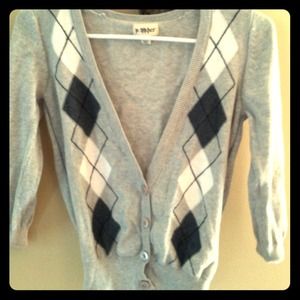 Closeout****Grey cardigan M