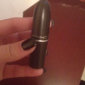 MAC's Lady Danger!💄