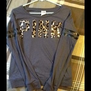 VS Pink long sleeve shirt