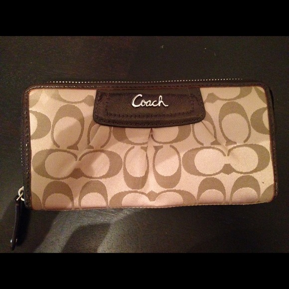 Coach Brown/tan Signature Wallet