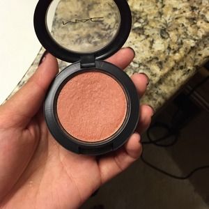 MAC blushcreme