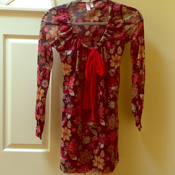 floral top with sheer sleeves