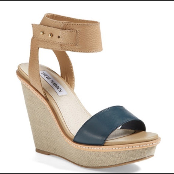Steve Madden Shoes - Steve Madden Wedges