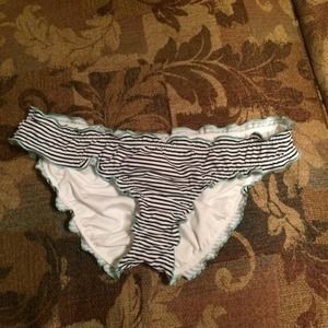 VS scrunch bottoms NWOT