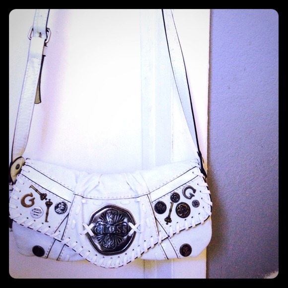 Guess purse