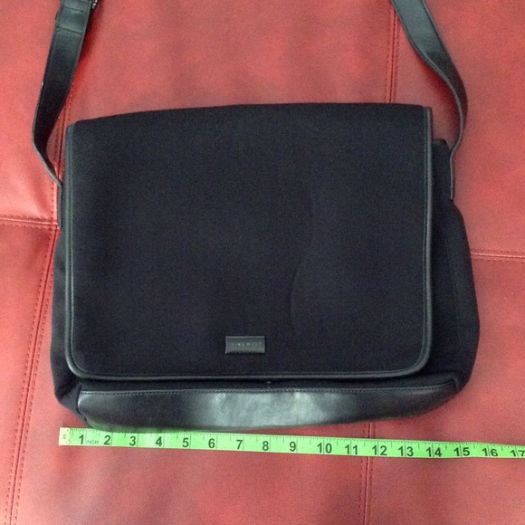 Nine West Handbags - Messenger bag