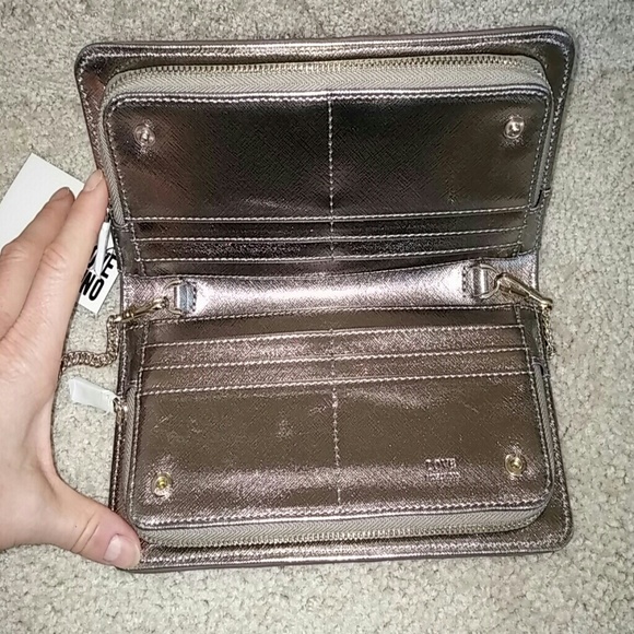 🌸SOLD🌸Love Moschino faux leather clutch - Picture 2 of 4