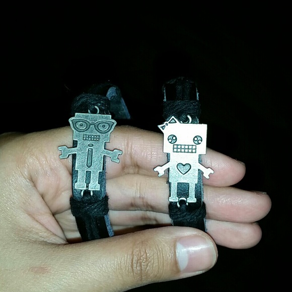 Accessories - **REDCUCED** Matching robot bracelets