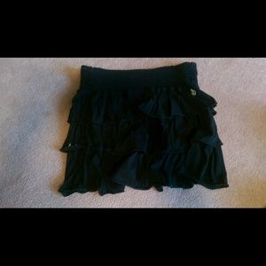 Volcom black skirt
