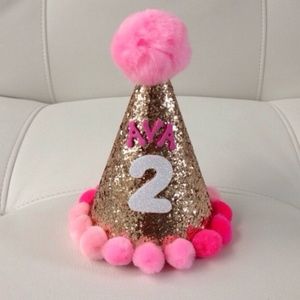 SAMPLE - Sparkly gold hat