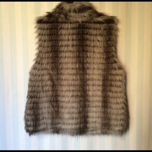 Michael Kors Jackets & Coats - MICHAEL KORS brown/grey fur vest! Michael Kors Jackets & Coats - MICHAEL KORS brown/grey fur vest!