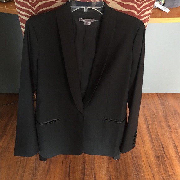 Vince Jackets & Blazers - Vince shawl collar blazer with leather details⬇️