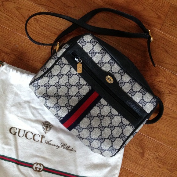 Gucci Shoulder Bag