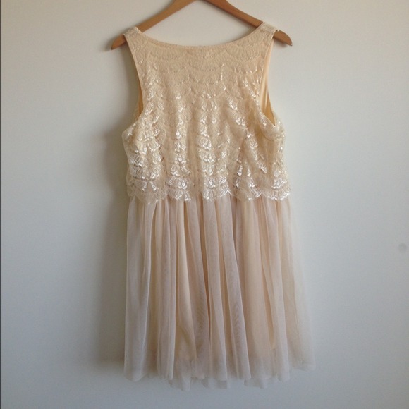 ✨HP✨ UO Band of Gypsies dress RESERVED - Picture 3 of 4