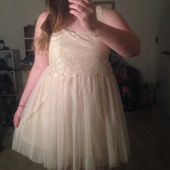 ✨HP✨ UO Band of Gypsies dress RESERVED - Picture 4 of 4