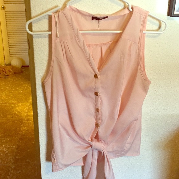 Light pink top