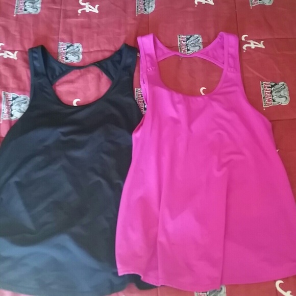 American Eagle workout shirts