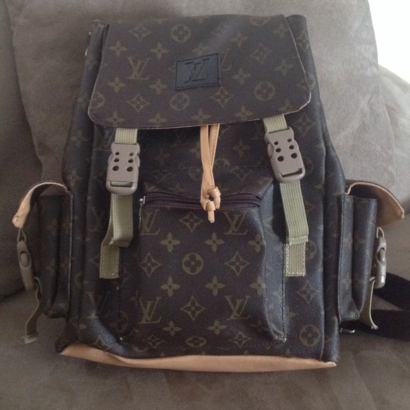 Handbags - Brown and beige backpack.🎄🎄SALE🎅🎅