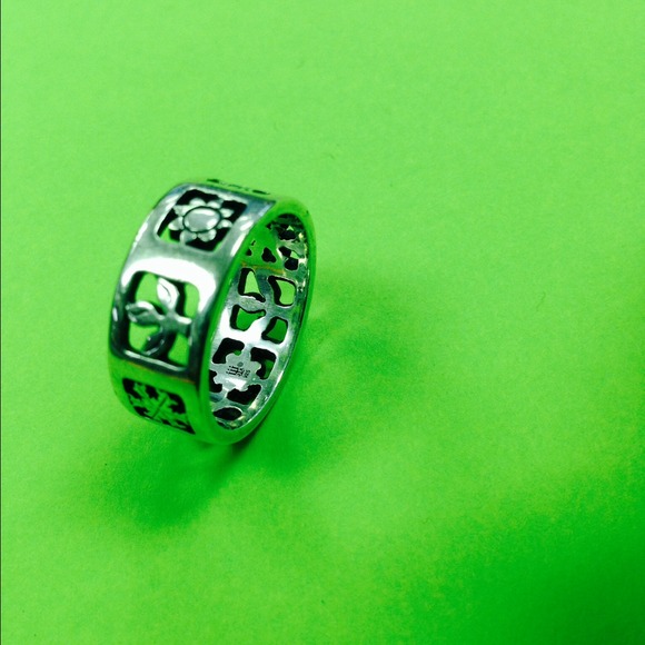 James Avery Four Season ring