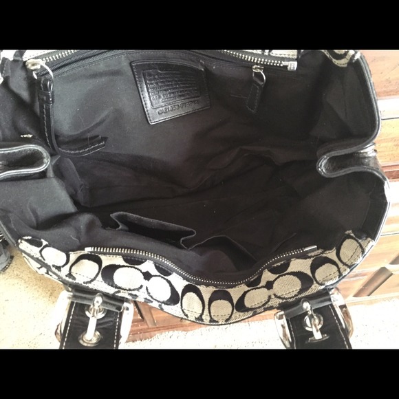 Authentic Coach Bag - Picture 3 of 4