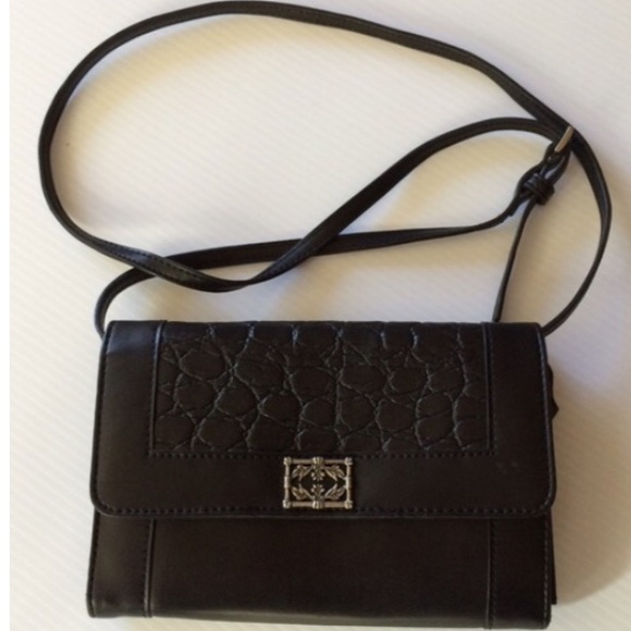 Minnetonka Handbags - MINNETONKA CROSSBODY BAG