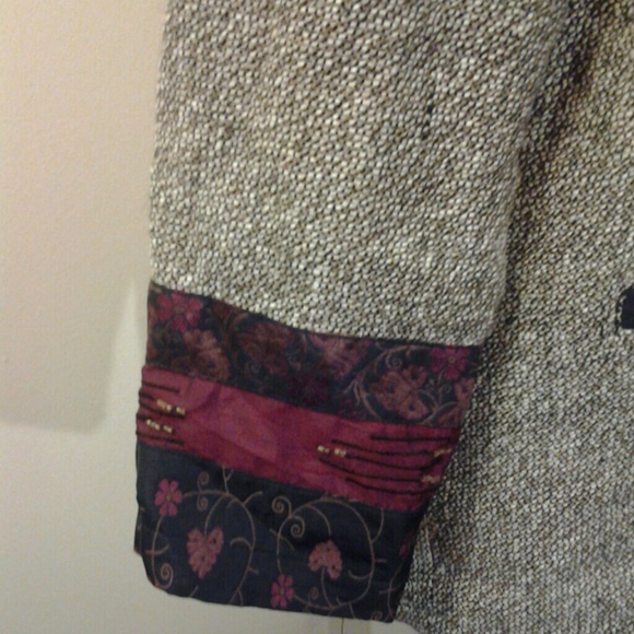 Chico's design - Picture 2 of 4