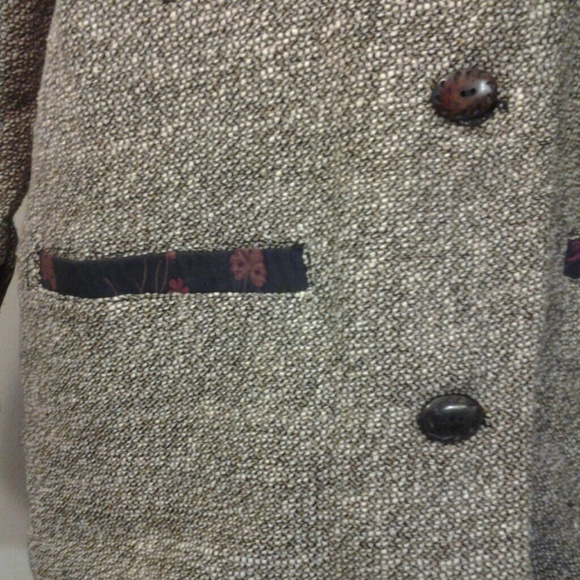 Chico's design - Picture 4 of 4