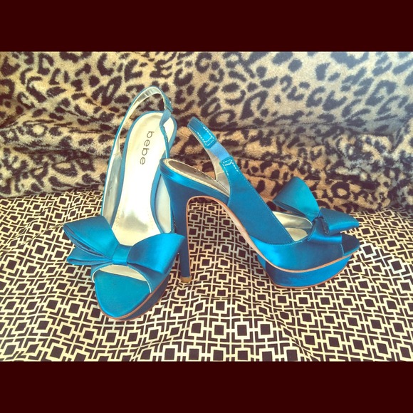 5 inch Bebe blue heals worn ONCE!