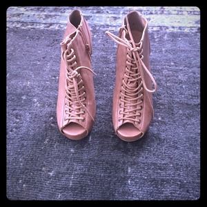 Camel lace up heels with zipper.