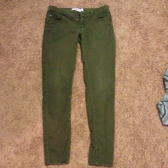 Green skinny jeans